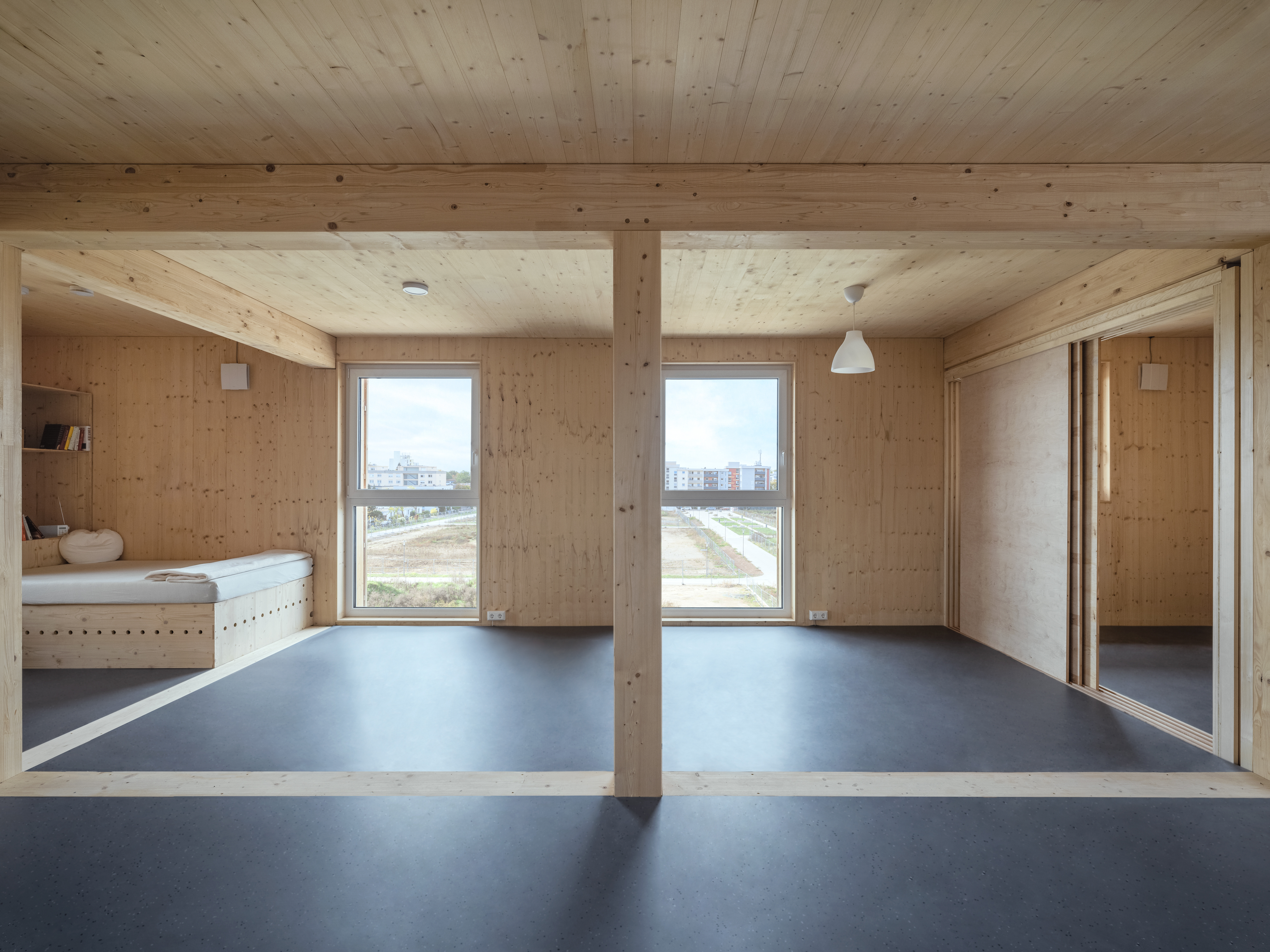 220725_DGJ_Photographer-Thilo-Ross__B_12584_floor_LA_v2_12mpx.jpg