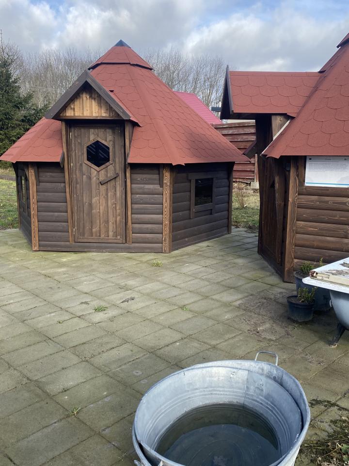 Apitherapy Center in the Tuchola forests-9/>
										</picture>
										<figcaption class=