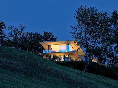 Teca House 