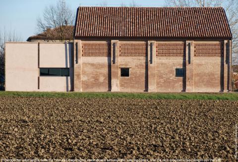 ‘Casazza’ farmer factory restoration  