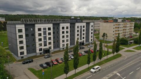 Prefabricated nZEB renovation