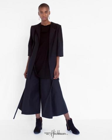 WasteLessFuture: the zero-waste pantsuit