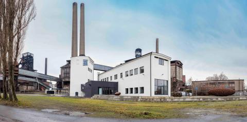 FUTUREUM: From Black Past to Green Futur