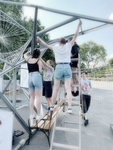 BRIDGING VISIONS with Versatile Space(s)