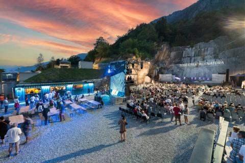 Tones Teatro Natura | Future Buzz