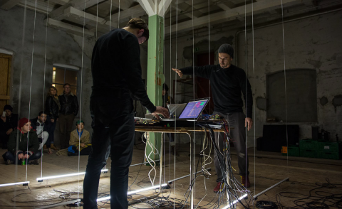 Jamky, post-digital musical instrument