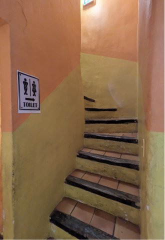 rural hostel-bistro restoration