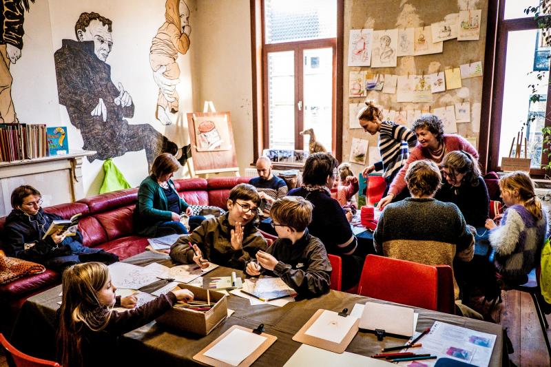 Hartetroef: a new inclusive meeting hub