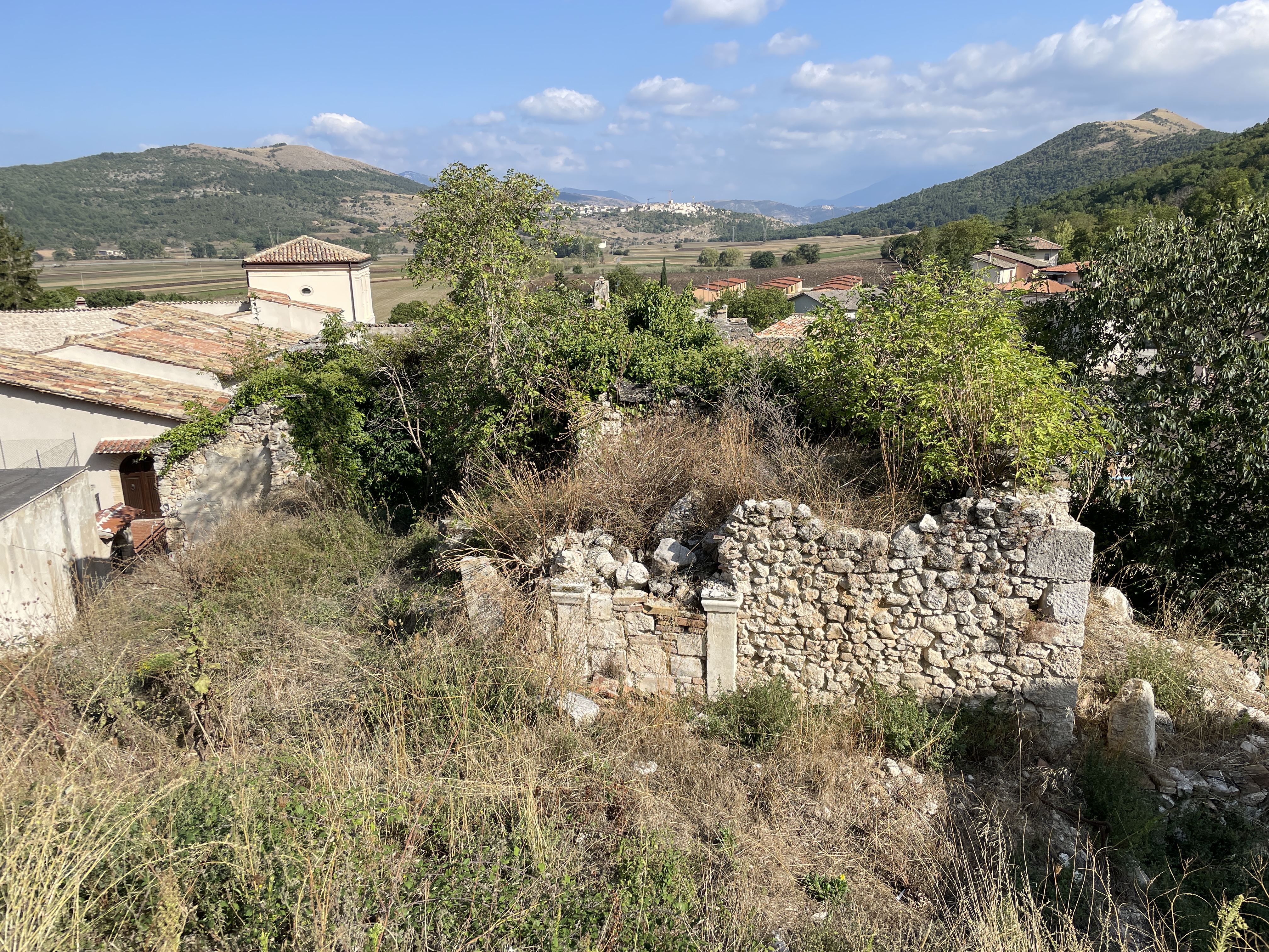NEB_Caporciano_Hi_Res_01_Giardino_del_Carmie_Perspective_0.JPG